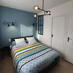 度假居 Maison Sablaise Situee Entre Port Et 莱萨布勒-多洛讷
