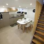 Maison Sablaise Situee Entre Port Et 莱萨布勒-多洛讷