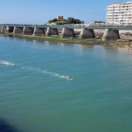 Maison Sablaise Situee Entre Port Et