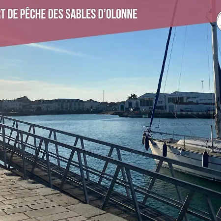 Maison Sablaise Situee Entre Port Et