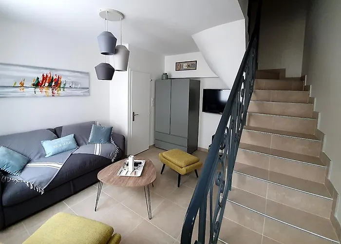 別荘 Maison Sablaise Situee Entre Port Et レ・サ​​ーブル・ドロンヌ