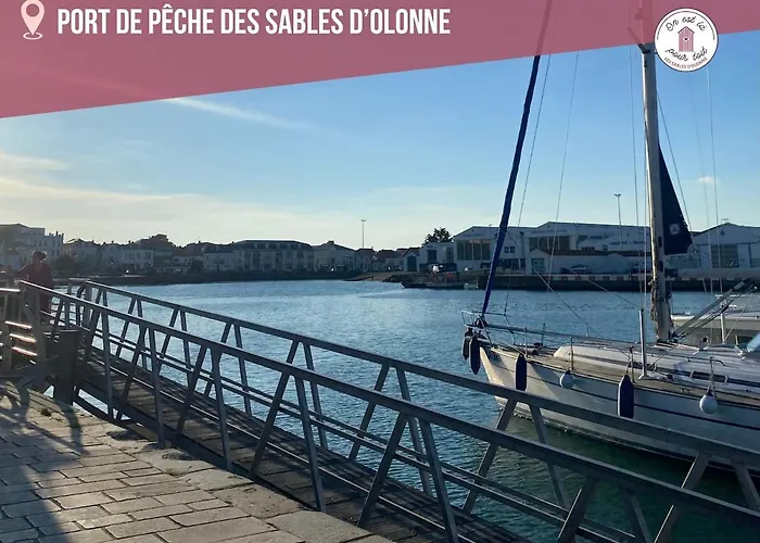 Maison Sablaise Situee Entre Port Et